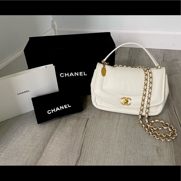 Rare❣️Chanel 2019 puffy flap chain crossbody bag - Picture 2 of 13
